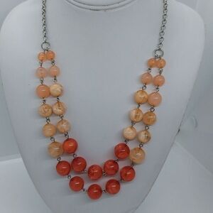 New York‎ peach bead necklace
